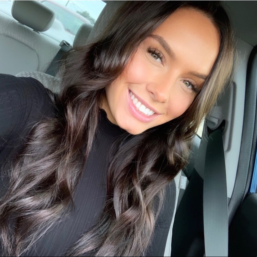 Meet your Posher, Alexa